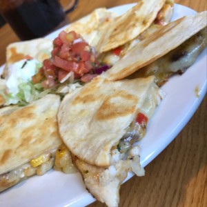 Chicken Quesadilla chili's