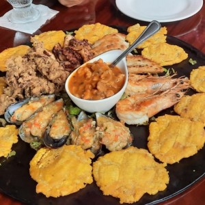 Bandeja de mariscos 