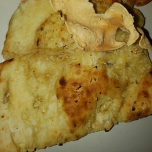 Pan/ Bread - Garlic Naan