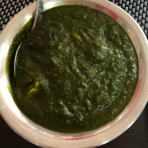 Vegetariano/ Vegetarian - 32.	Palak Paneer