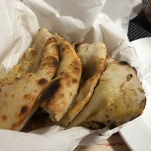 garlic naan