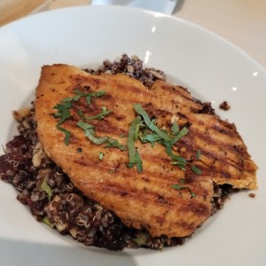 Ensaladas - Quinoa & Chanberry