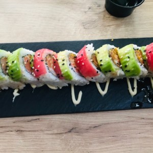 SUSHI BAR - PEACE & LOVE