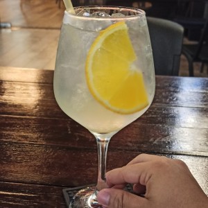 gin tonic