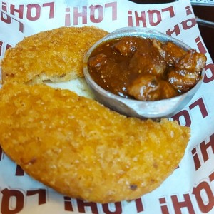 Empanadas con queso y carne de res