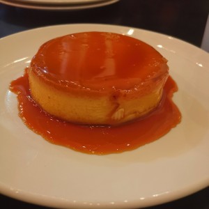 Flan de la casa