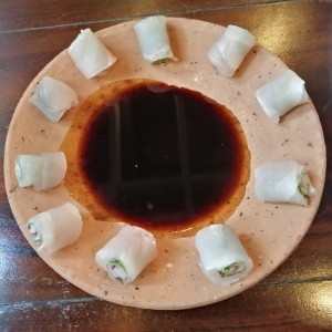 Carpaccio de corvina en salsa ponzu