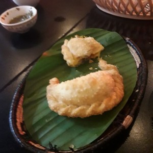 Fish & cheese empanadas 