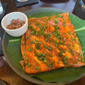 Yuca Tostada con Carpaccio de Atun 