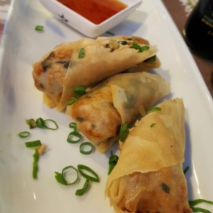 spring rolls de pollo