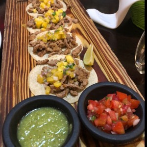 tacos al pastor 