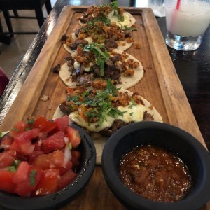 Tacos campechanos (arrachera y chorizo)