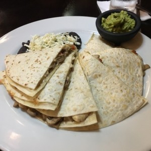 quesadillas de pollo y hongos 