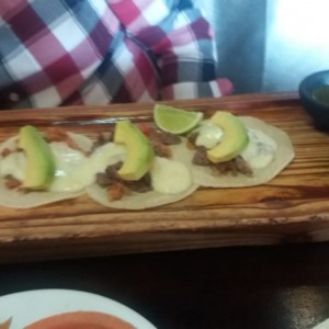 Tacos de.carne y pollo