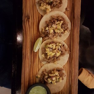 tacos al pastor 