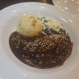 pollo en mole