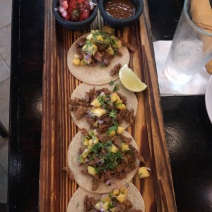 Tacos al pastor