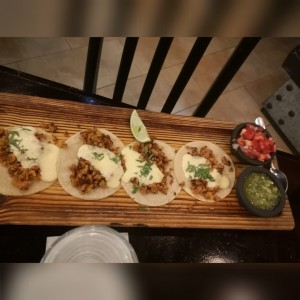 tacos de chorizo