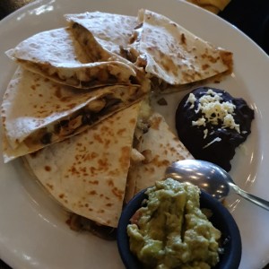 quesadillas de pollo 