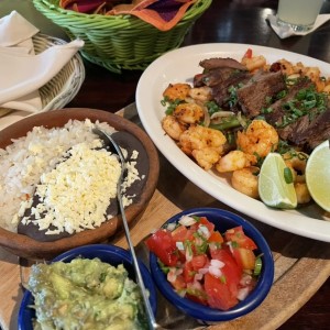 Fajitas Mar y Tierra