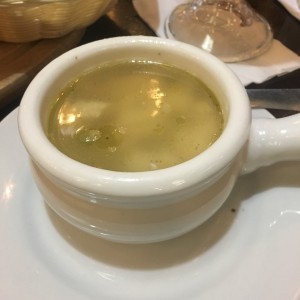 Caldo de Pollo