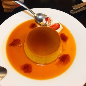 Flan de la casa