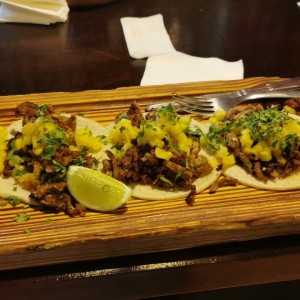 Tacos al pastor