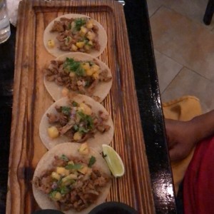 Tacos al pastor