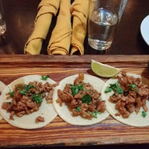 tacos al pastor 