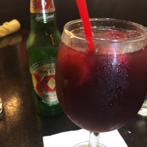 Sangria y Dos equis 