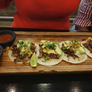 tacos al pastor