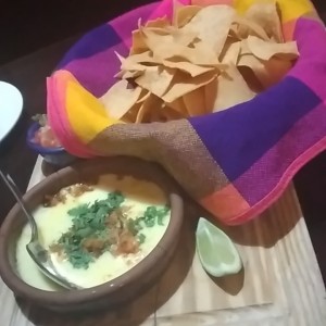 Entradas - Queso Fundido