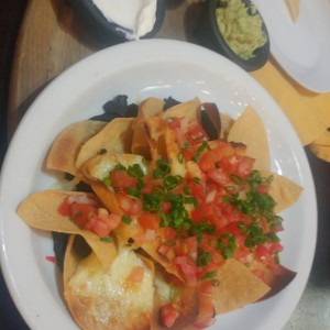 Nachos gratinados con queso