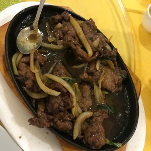 bistec encebollao