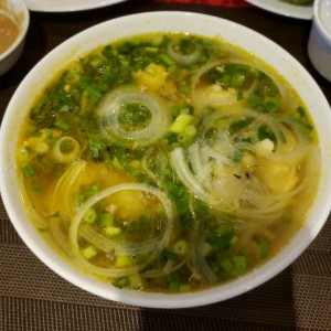 pho de pollo 