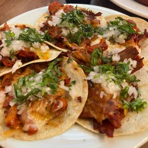 Tacos al pastor