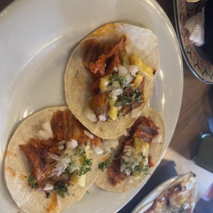 Tacos al pastor 