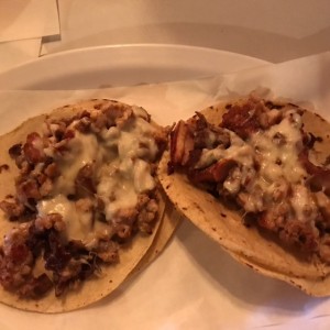 tacos al cazdor con queso 