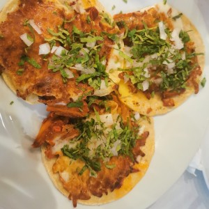 Tacos al pastor