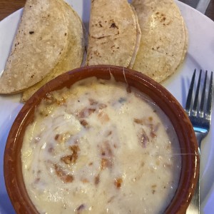 Queso Fundido