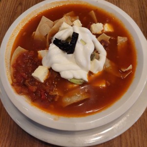 Sopa de Tortillas