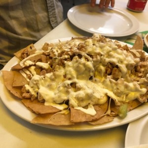 nachos de pollo