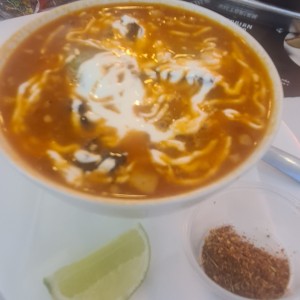 SOPA DE TORTILLA "LA MEJOR"