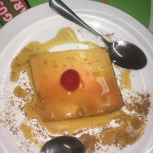 Flan de la casa