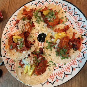 Tacos al pastor