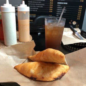 empanadas de criollas de carne 