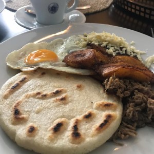 desayuno criollo