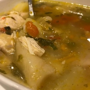 Sopa de pollo