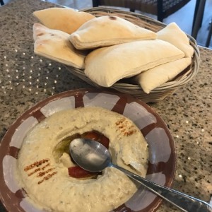 Hummus