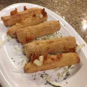 Deditos de Mozzarella